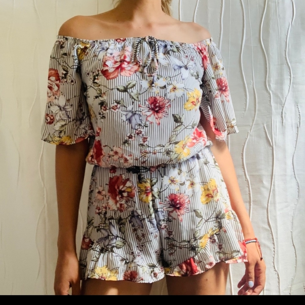 Awoo Striped Floral Jumpsuit Shorts